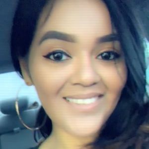 Meet your Posher, Vanessa